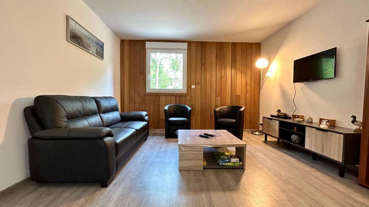 Chalet Avec Terrasse Sur Pilotis Vue Sur L'Etang Rue  Exterior foto